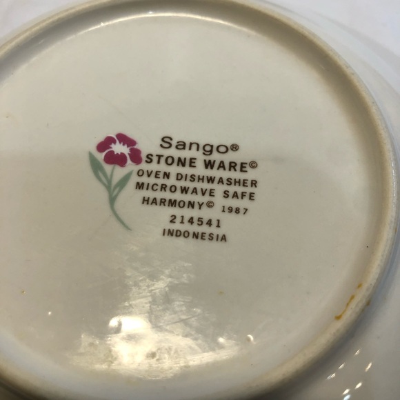 Vintage Sango Stone Ware Ceramic Bowls with Farmhouse Design Set of 3 - Picture 3 of 9